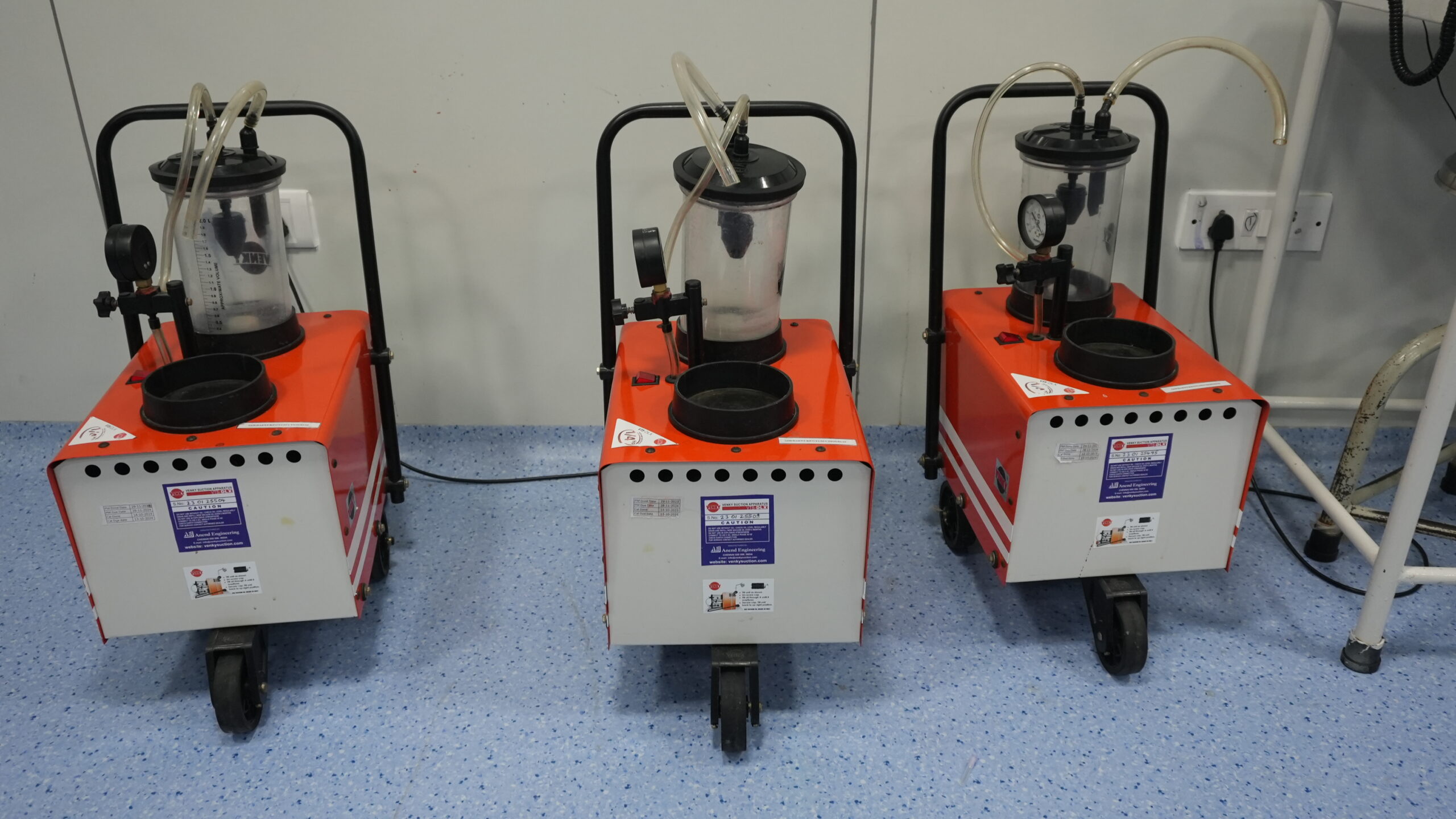 Medical suction unit